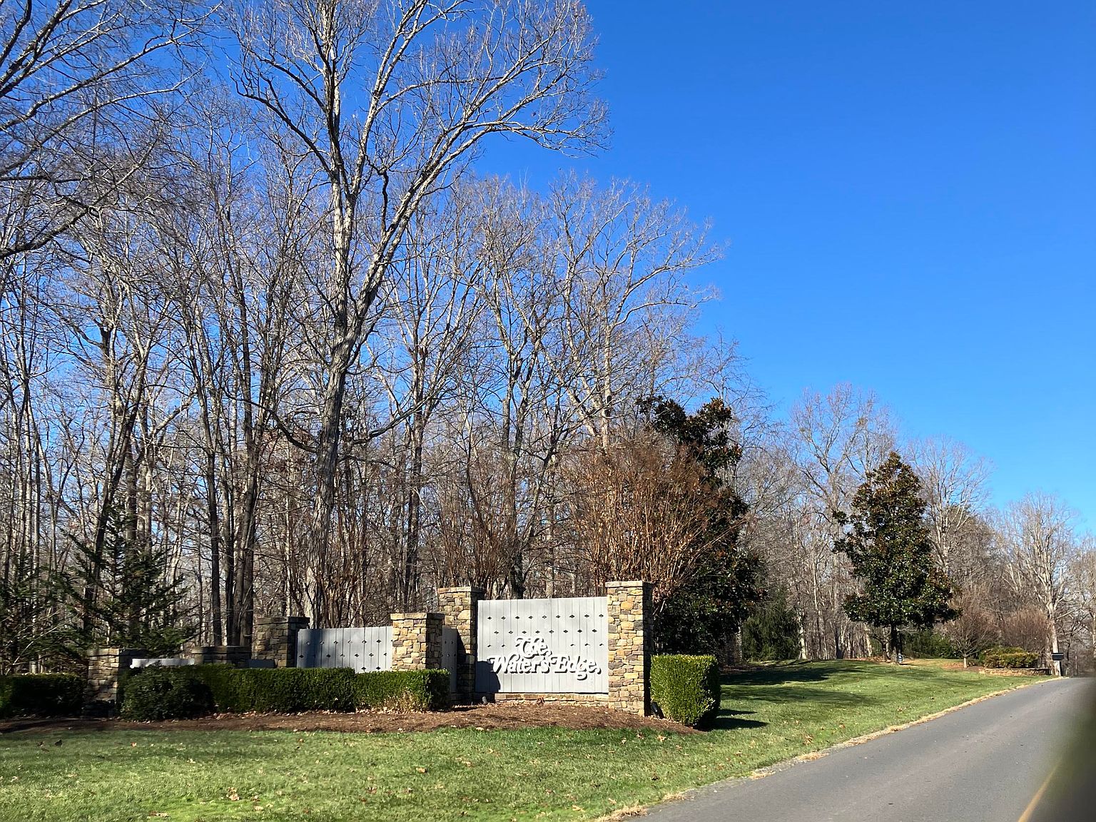 232 Lake Front Cir — The Waters Edge Country Club