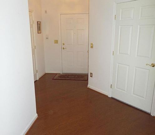 5th image of 204 Kings Crossing Cir Unit 53