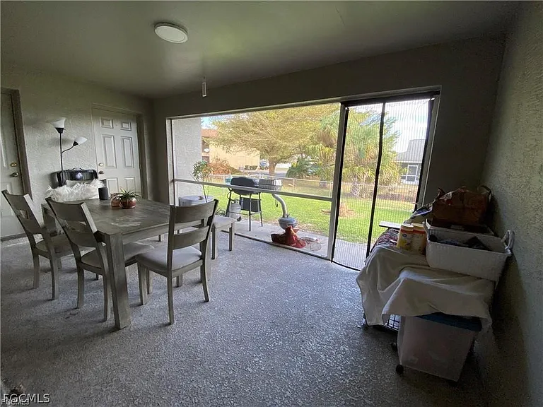 4317 SW Santa Barbara Pl — Photo 15