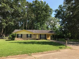 81 Peachtree Dr, Monroe, LA 71203