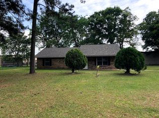101 Dogwood Ln, Shepherd, TX 77371