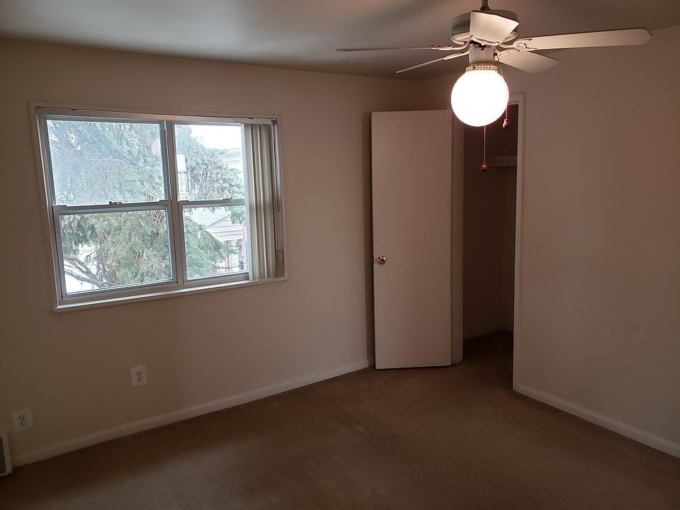 2nd image of 3230 Coolidge Hwy