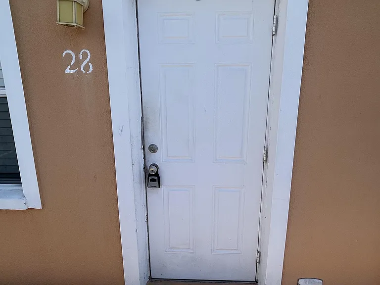 50 Needle Blvd #28 — Photo 2