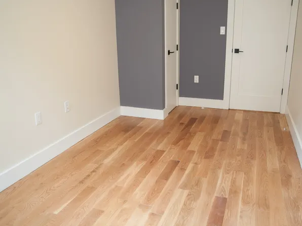 1426 De Kalb Avenue image 30 of 40