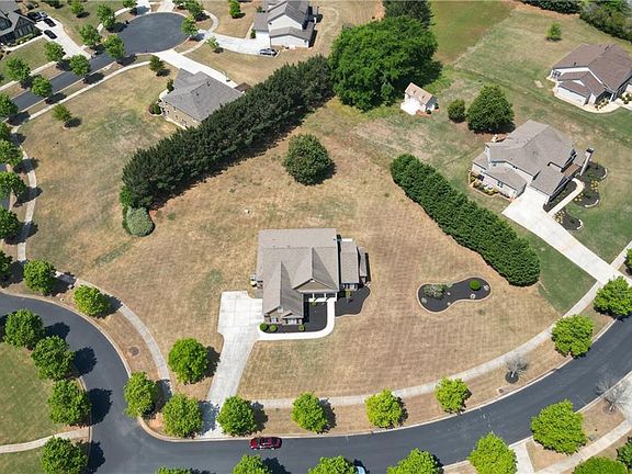 4th image of 125 Haddonstone Dr