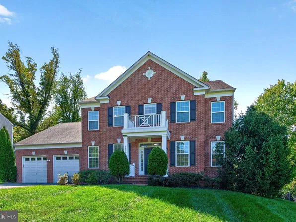 8901 Hargrove Ct, Fairfax, VA 22031