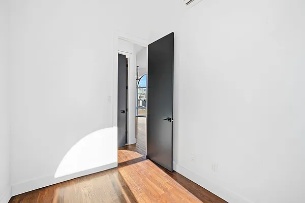 Rented by East Williamsburg Realty Inc | media 21