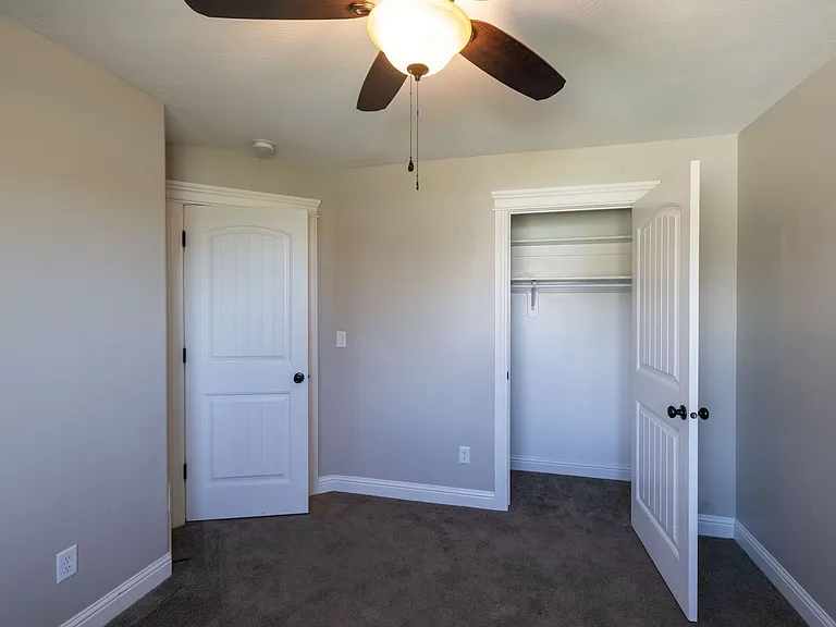 303 S Park Ave — Photo 19