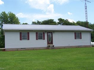 7935 Church Rd, Newcomerstown, OH 43832