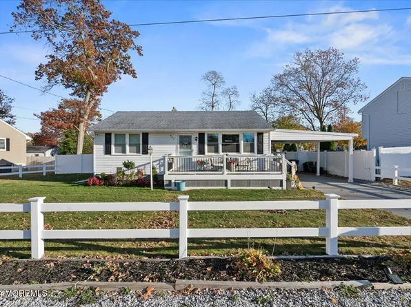 837 Seaman Avenue, Beachwood, NJ 08722