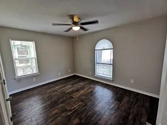 1014 W Buchanan St — Photo 7
