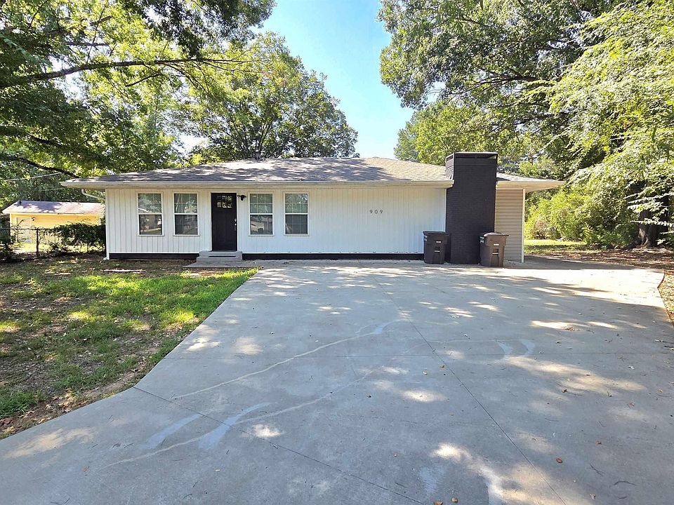 1st image of 909 Shall Ct