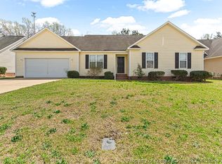 325 Sharpsburg Rd, Fayetteville, NC 28311