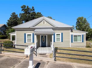 408 Broad St, Manchester, GA 31816