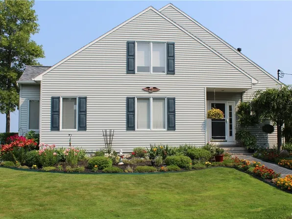 7605 Tuttle Rd, Bridgeport, NY 13030