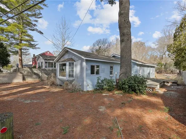 199 Mishnock Rd, West Greenwich, RI 02817