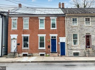 21 N East St, Carlisle, PA 17013