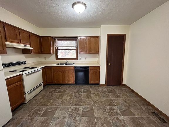 5th image of 1345 N 50th St #5
