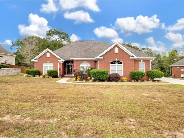 3402 Twin Lakes Ct, Saraland, AL 36571