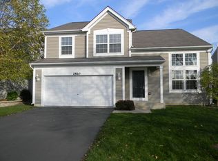 2560 Rosehall Ln, Aurora, IL 60503