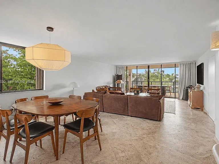 2575 S Bayshore Dr #4A — Photo 7