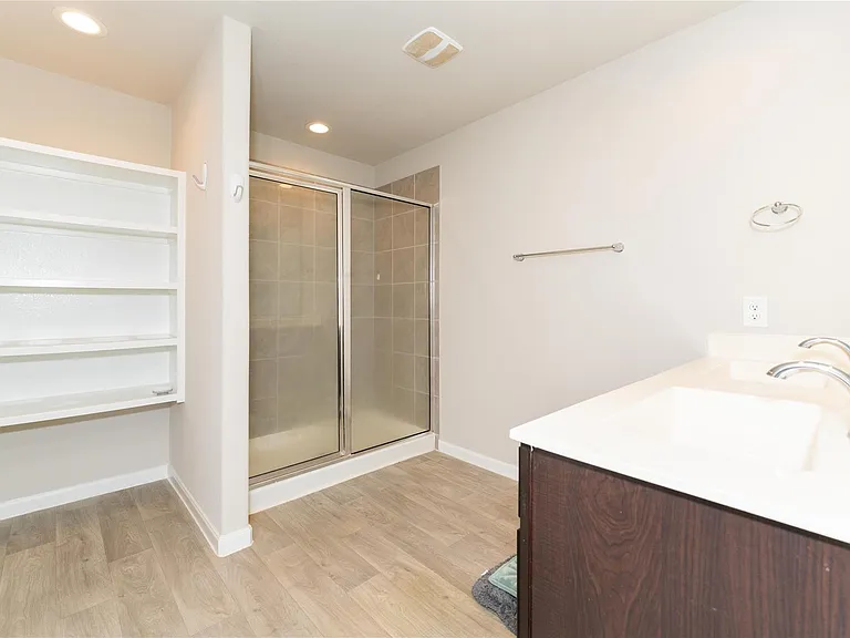 1503 Custer Ridge Ct — Photo 12