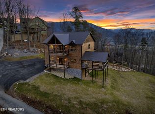2520 Angelos Mountain Way, Sevierville, TN 37862