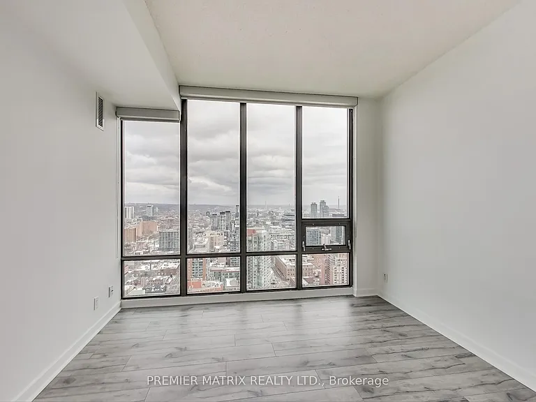 33 Lombard St #3804 — Photo 21