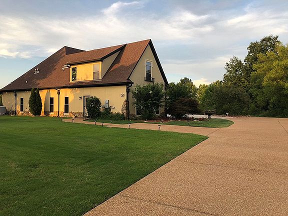 2nd image of 1284 Arbor Lake Dr N