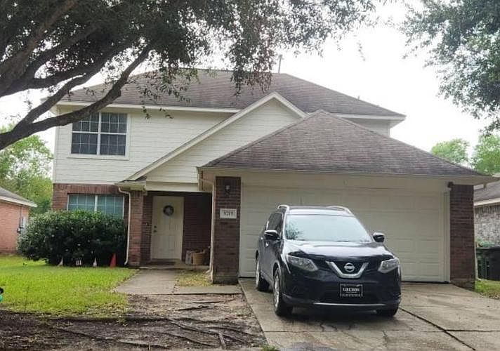 2nd image of 5715 Abundant Life Ln