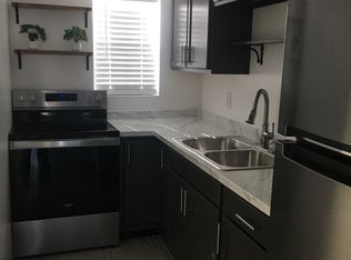 390 W Cocoa Ave #17, Cocoa Beach, FL 32931
