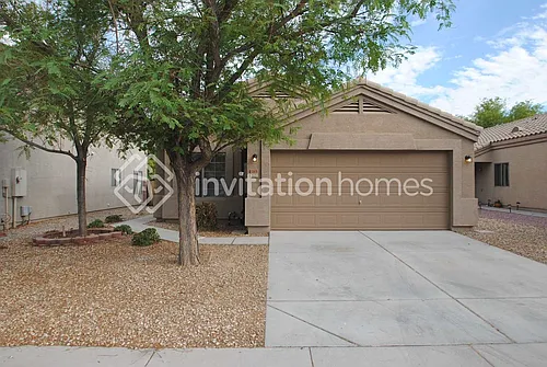 12470 W Hearn Rd Photo 1