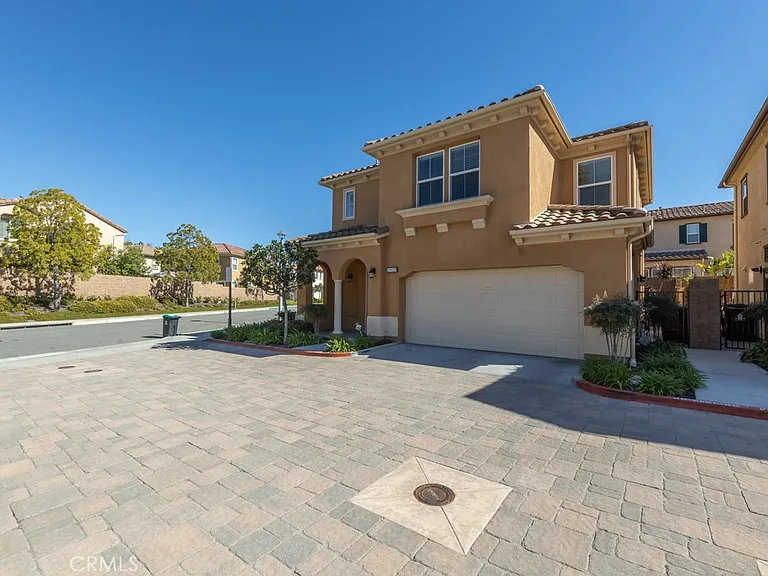 19928 Esmeralda Ct — Photo 1