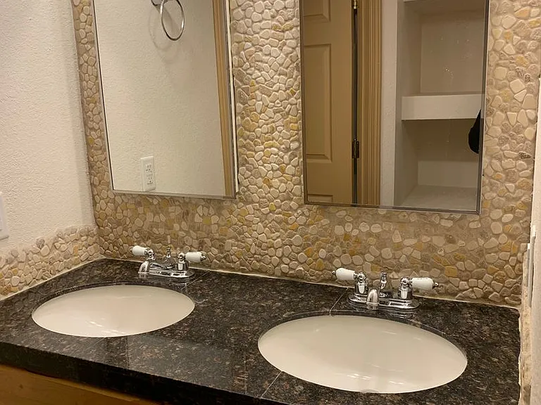 7621 Snow View Dr — Photo 11