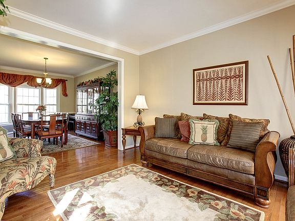 2nd image of 48 Nugent Dr