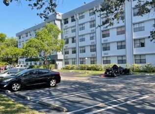 2401 Riverside Dr APT 304-B, Coral Springs, FL 33065