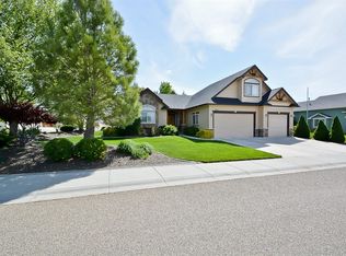 2040 N Cool Springs Ave, Kuna, ID 83634