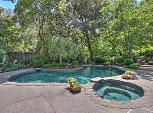 195 Willowbrook Dr, Portola Valley, CA 94028