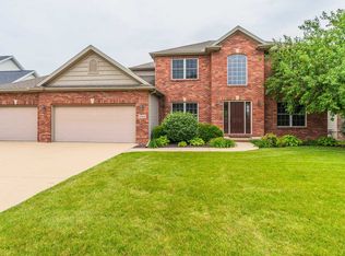 1704 Wintergreen Pkwy, Normal, IL 61761