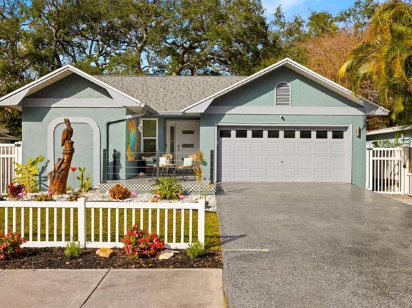 1030 Charles St, Clearwater, FL 33755