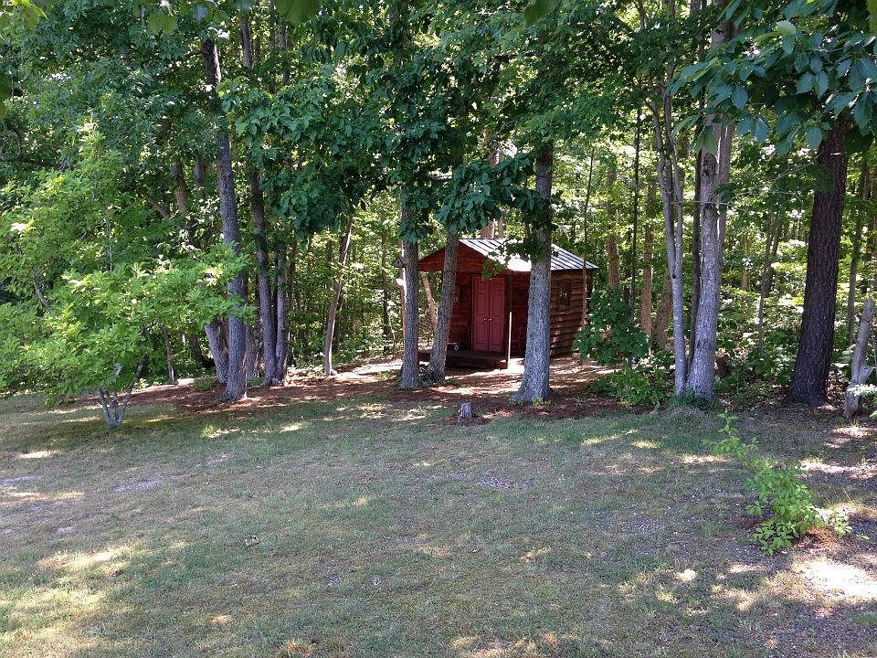 2nd image of 288 Green Meadow Ln