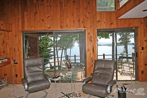 3rd image of 42 The Moorings