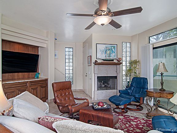2nd image of 1175 Pacific Beach Dr Unit 5