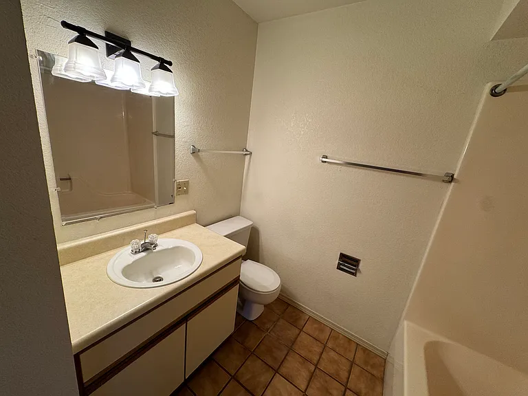 Clifton Height Apartments — Photo 50