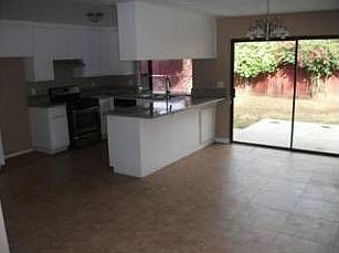 4th image of 277 N Driftwood Ave