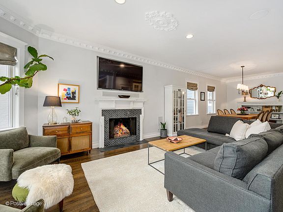 4th image of 2632 N Bosworth Ave
