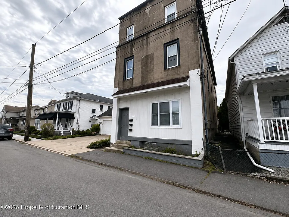 65 Center St #1