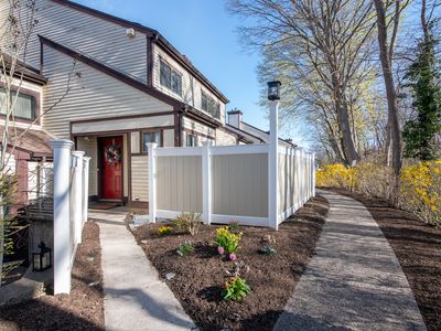 81 Main Street #19B, Branford, CT, 06405