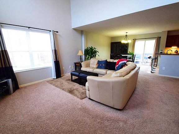 3rd image of 6493 Ash Rock Cir