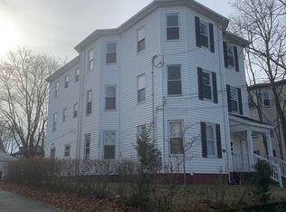 206 Winthrop St, Brockton, MA 02301